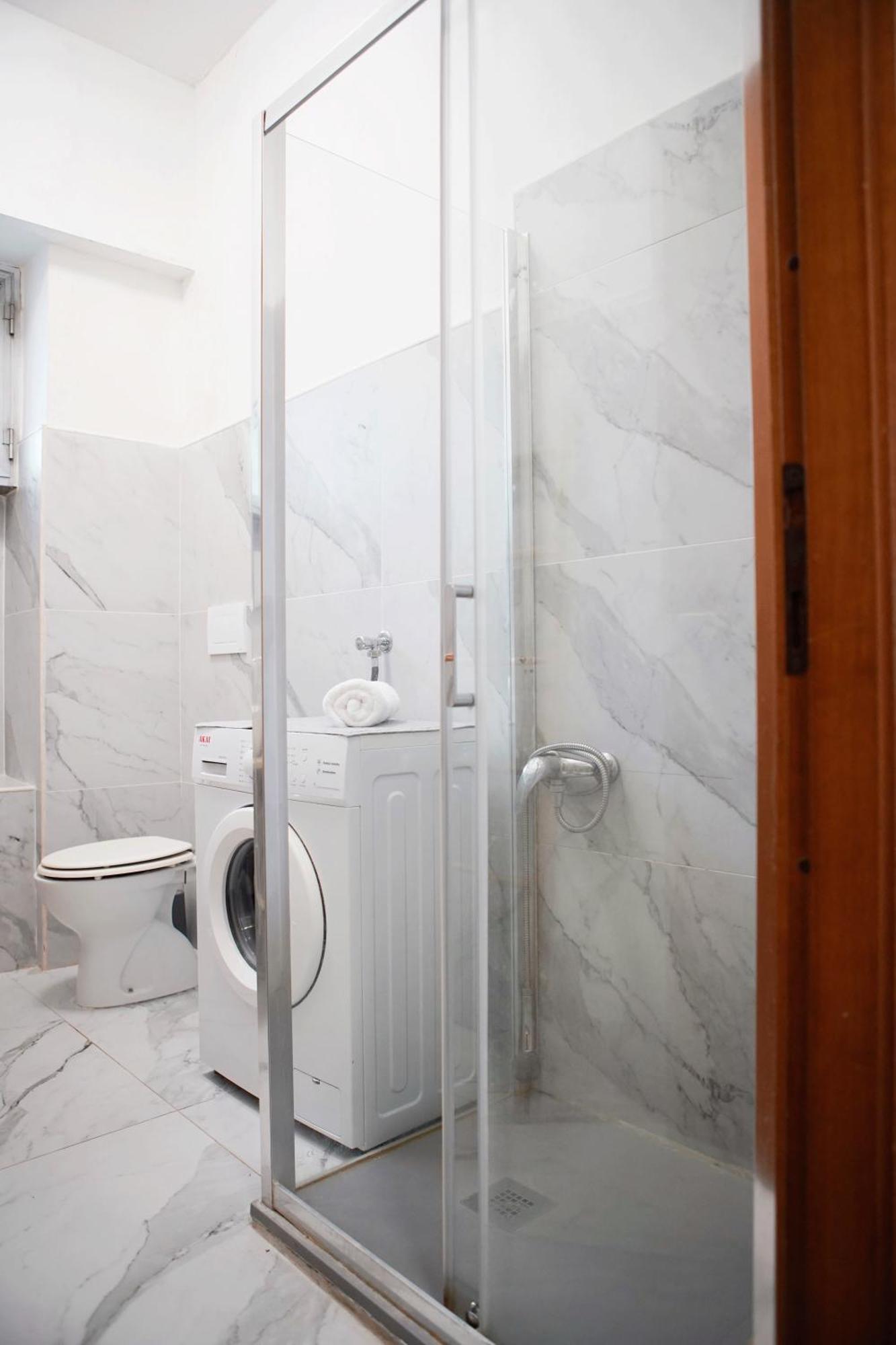 Toma Apartment Trilocale Moderno Per Max 6 Persone Milán Exterior foto